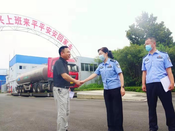 1629258071113130.jpg 4.jpg